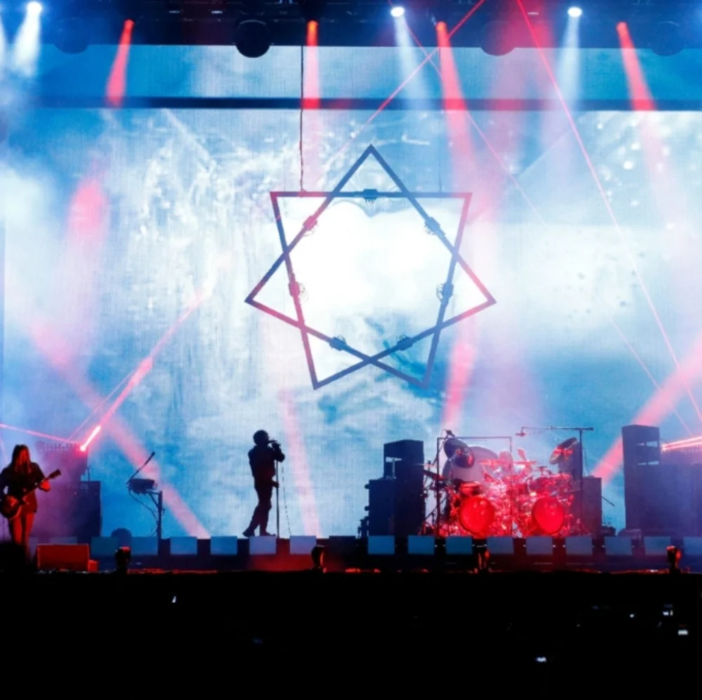 Tool Three Red Faces Lightweight Shirt - Picture 2 of 6